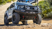 Cargar imagen en el visor de la galería, Skidplate completo de polímero Toyota Hilux/Fortuner - ARB