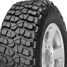Cargar imagen en el visor de la galería, Juego de 4 Neumáticos Mud Terrain M/T KM2 255/75R17 - BFGoodrich