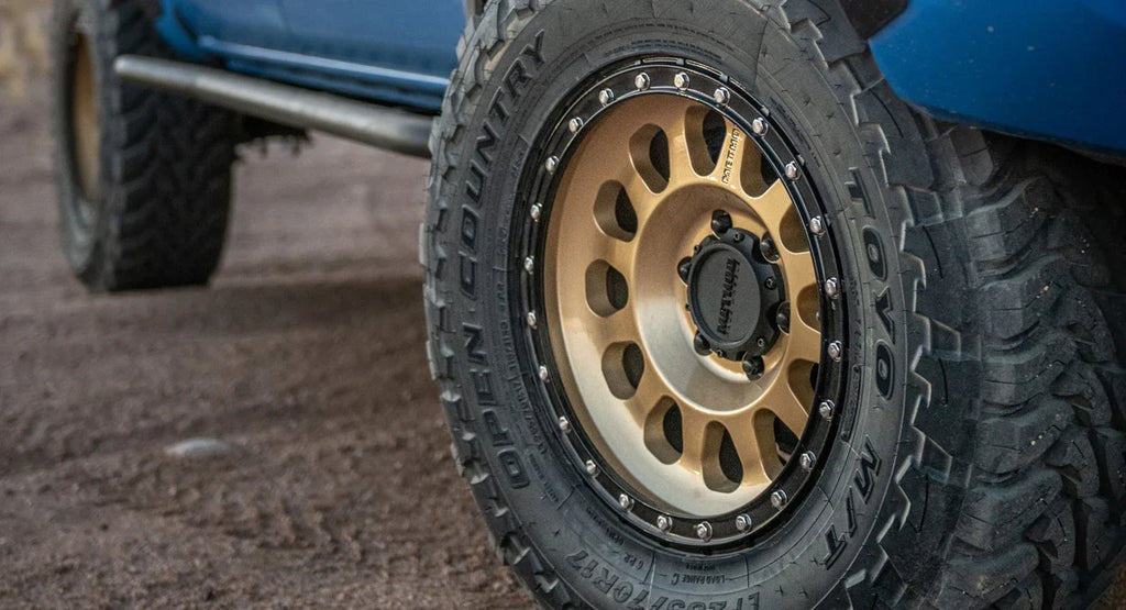 4 Llantas Race Wheels 315 Gold & Black Lip 17x8.5 6x135 - Method