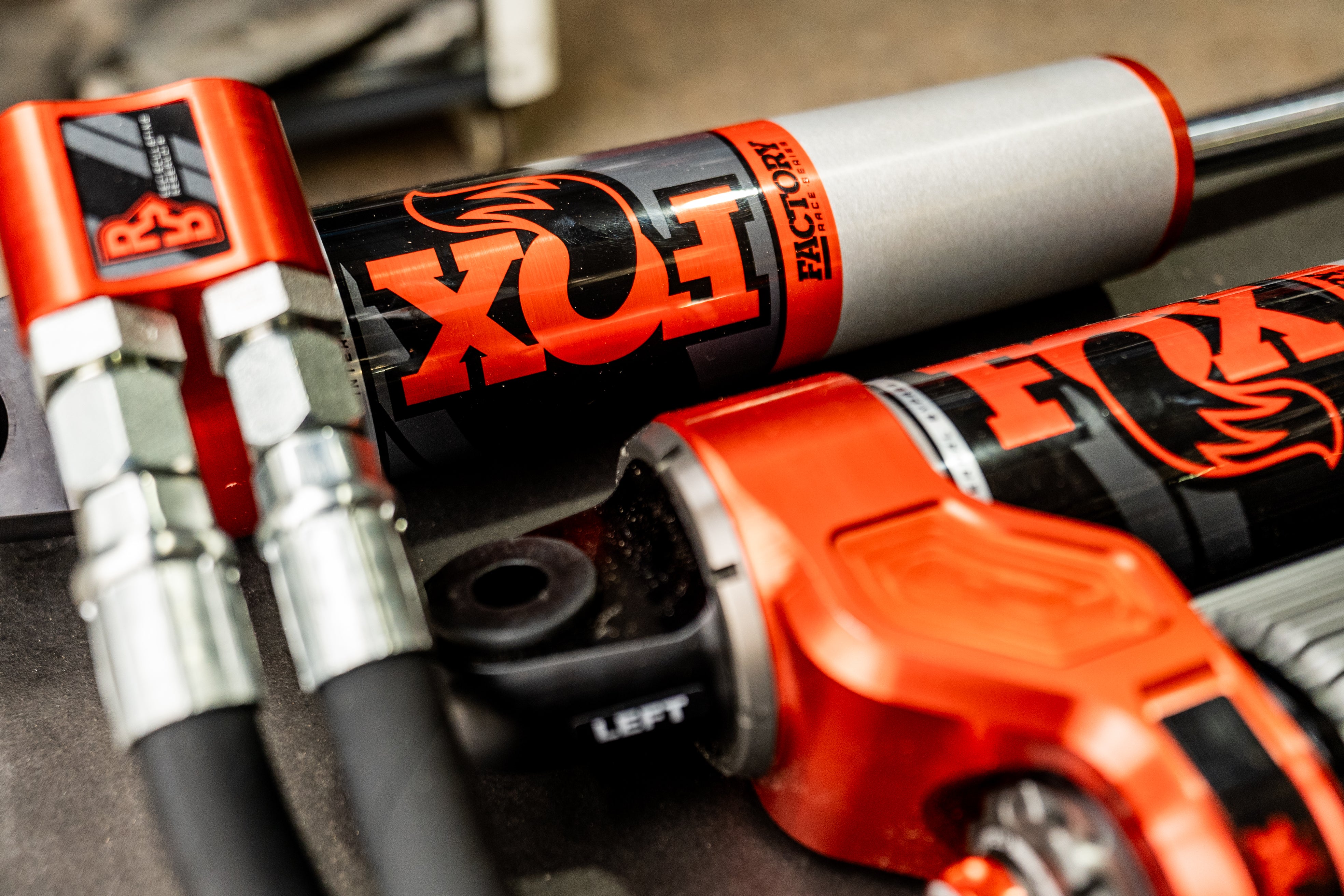 Kit de Suspensión FOX 3.0 Factory Race Series 2-3 Jeep Wrangler JL (19+) - FOX