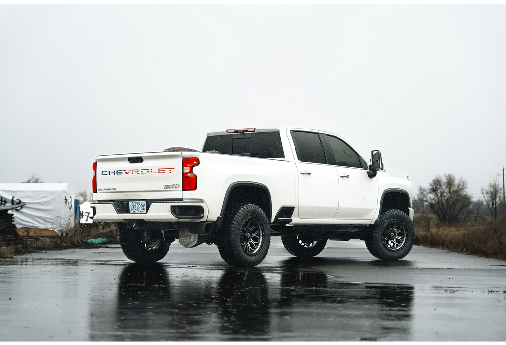 4 Llantas Surge FC881 17x9" 6x139/-12 Gloss Black Machined W/GTCC - Fuel