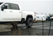 Cargar imagen en el visor de la galería, 4 Llantas Surge FC881 17x9&quot; 6x139/-12 Gloss Black Machined W/GTCC - Fuel