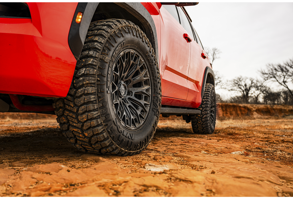 4 Llantas Trax FC882 17x9" 6x139/1 Gloss Black Machined Face DTCC - Fuel