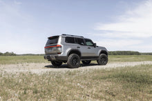 Cargar imagen en el visor de la galería, 4 Llantas Surge FC881 17x9&quot; 6x139/-12 Matte Black W/ Gloss Black LIP - Fuel