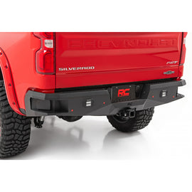 Parachoque Trasero con LEDs Chevrolet Silverado (19 - 23) - Rough Country - DOBLETRACCION 